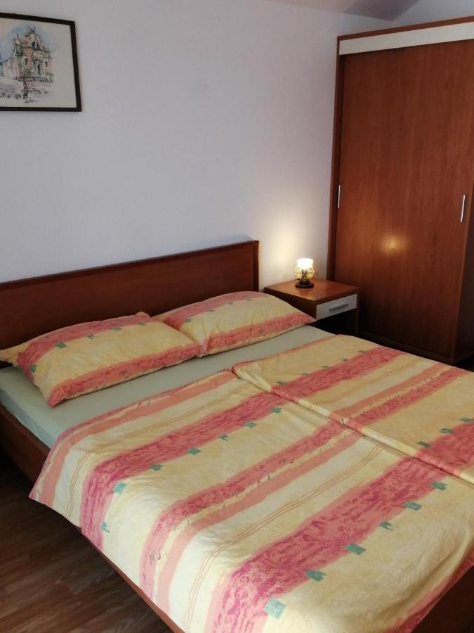 Maribela Apartment Trogir Bagian luar foto