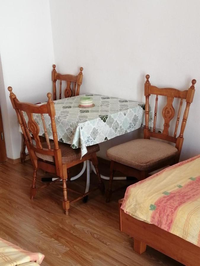 Maribela Apartment Trogir Bagian luar foto