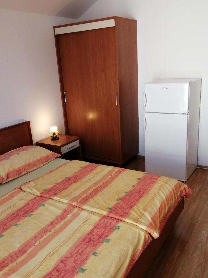 Maribela Apartment Trogir Bagian luar foto