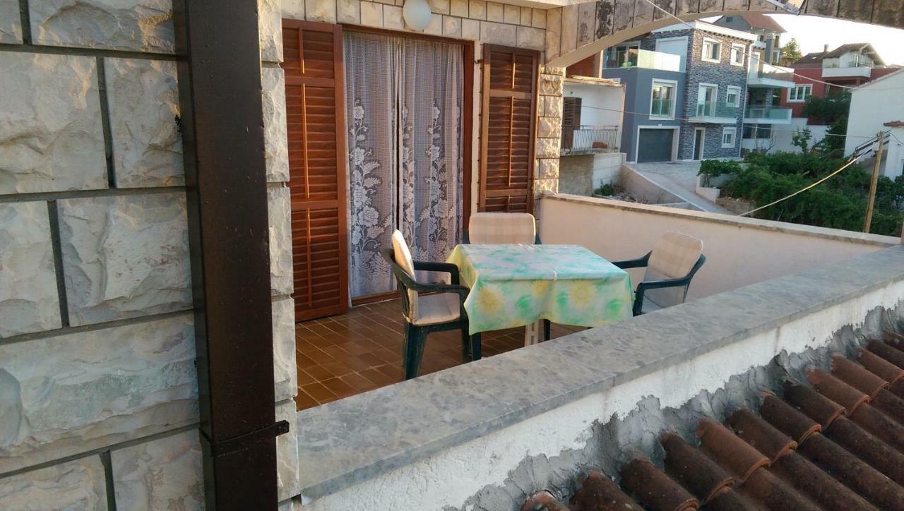 Maribela Apartment Trogir Bagian luar foto